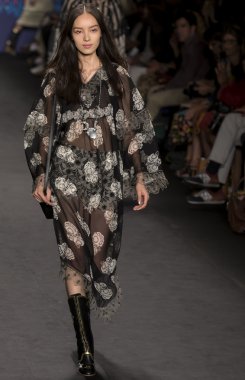 Anna sui - 2015 bahar koleksiyonu