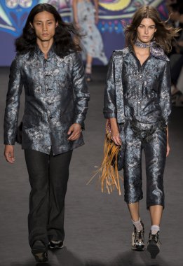 Anna sui - 2015 bahar koleksiyonu