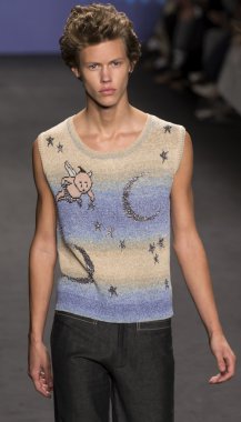 Anna sui - 2015 bahar koleksiyonu