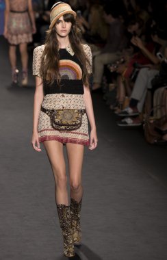 Anna sui - 2015 bahar koleksiyonu