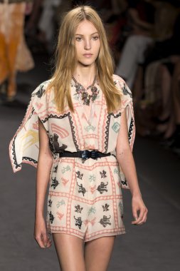 Anna sui - 2015 bahar koleksiyonu
