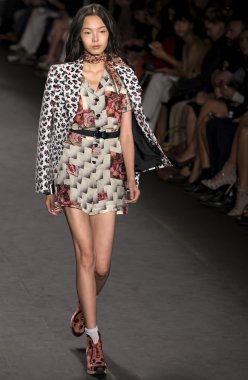 Anna sui - 2015 bahar koleksiyonu