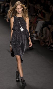 Anna sui - 2015 bahar koleksiyonu