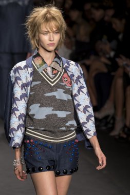 Anna sui - 2015 bahar koleksiyonu