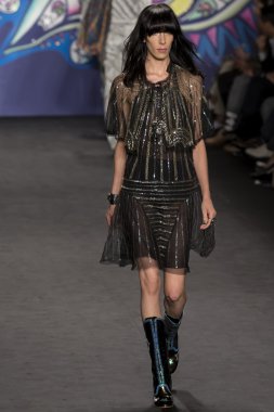 Anna sui - 2015 bahar koleksiyonu