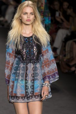 Anna sui - 2015 bahar koleksiyonu