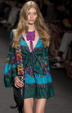 Anna sui - 2015 bahar koleksiyonu