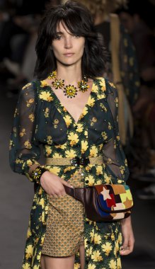 Anna sui - 2015 bahar koleksiyonu