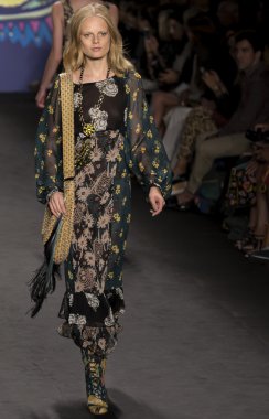 Anna sui - 2015 bahar koleksiyonu
