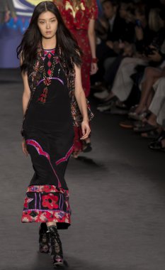 Anna sui - 2015 bahar koleksiyonu