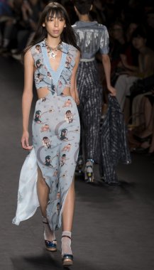 Anna sui - 2015 bahar koleksiyonu