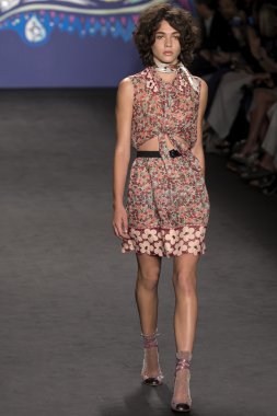 Anna sui - 2015 bahar koleksiyonu