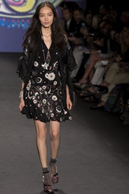 Anna sui - 2015 bahar koleksiyonu