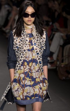 Anna sui - 2015 bahar koleksiyonu