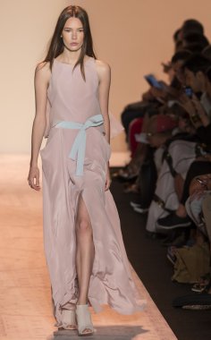 BCBGMAXAZRIA bahar 2015 hazır pist Show