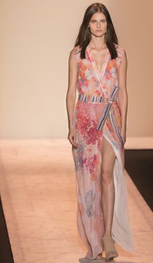 BCBGMAXAZRIA - bahar 2015 konfeksiyon pist Show
