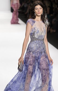 Badgley Mischka - 2015 bahar koleksiyonu