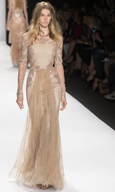 Badgley Mischka - 2015 bahar koleksiyonu