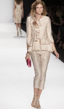 Badgley Mischka - 2015 bahar koleksiyonu