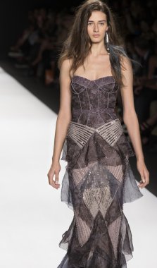 Badgley Mischka - 2015 bahar koleksiyonu