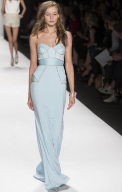 Badgley Mischka - 2015 bahar koleksiyonu