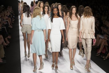 Badgley Mischka bahar 2015 hazır pist Show