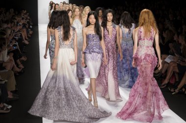 Badgley Mischka bahar 2015 hazır pist Show