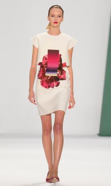 Carolina Herrera - 2015 bahar koleksiyonu