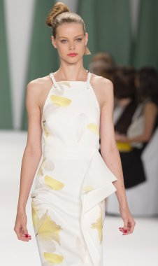 Carolina Herrera - 2015 bahar koleksiyonu