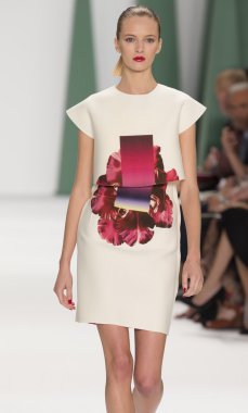 Carolina Herrera - 2015 bahar koleksiyonu