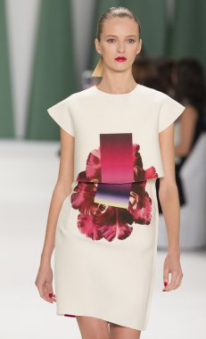 Carolina Herrera - 2015 bahar koleksiyonu