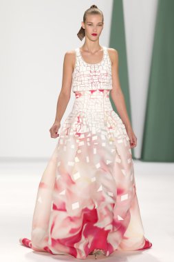 Carolina Herrera - 2015 bahar koleksiyonu
