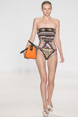 Custo Barcelona - 2015 bahar koleksiyonu