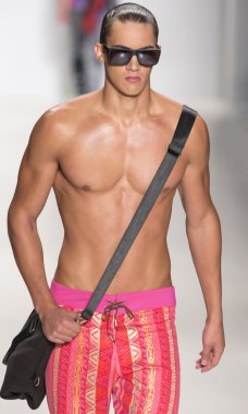 Custo Barcelona - 2015 bahar koleksiyonu