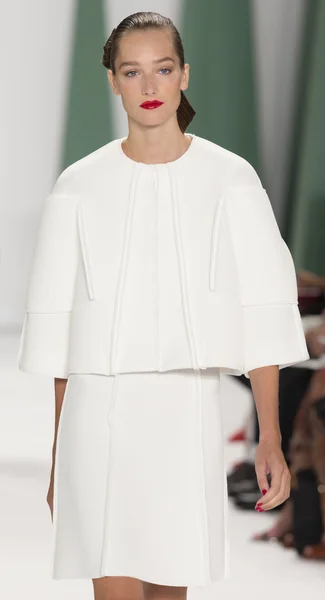 Carolina Herrera - 2015 voorjaarscollectie — Stockfoto