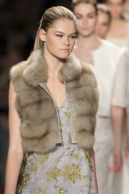 Dennis Basso - 2015 bahar koleksiyonu