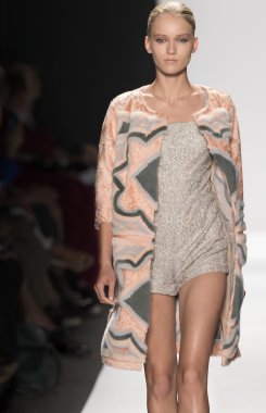 Dennis Basso - 2015 bahar koleksiyonu