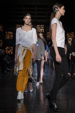 Dizel siyah altın - 2015 bahar koleksiyonu