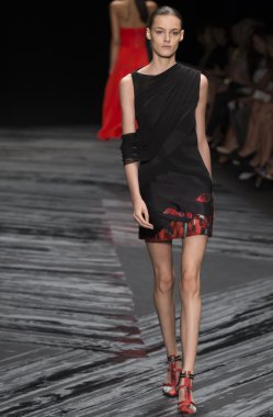 J Mendel - 2015 bahar koleksiyonu