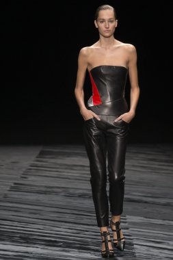 J Mendel - 2015 bahar koleksiyonu