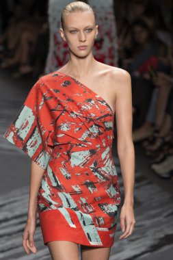 J Mendel - 2015 bahar koleksiyonu