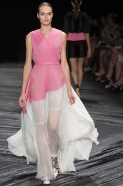 J Mendel - 2015 bahar koleksiyonu