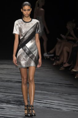 J Mendel - 2015 bahar koleksiyonu