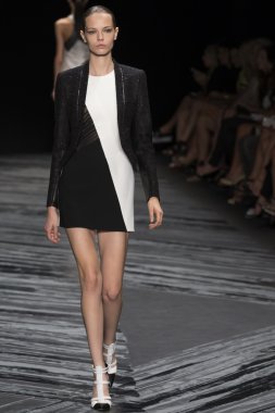 J Mendel - 2015 bahar koleksiyonu