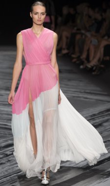 J Mendel - 2015 bahar koleksiyonu