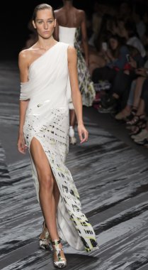 J Mendel - 2015 bahar koleksiyonu