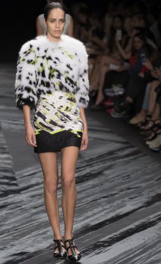 J Mendel - 2015 bahar koleksiyonu