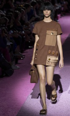 Marc Jacobs - 2015 bahar koleksiyonu