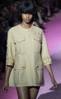 Marc Jacobs - 2015 bahar koleksiyonu
