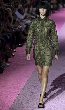 Marc Jacobs - 2015 bahar koleksiyonu